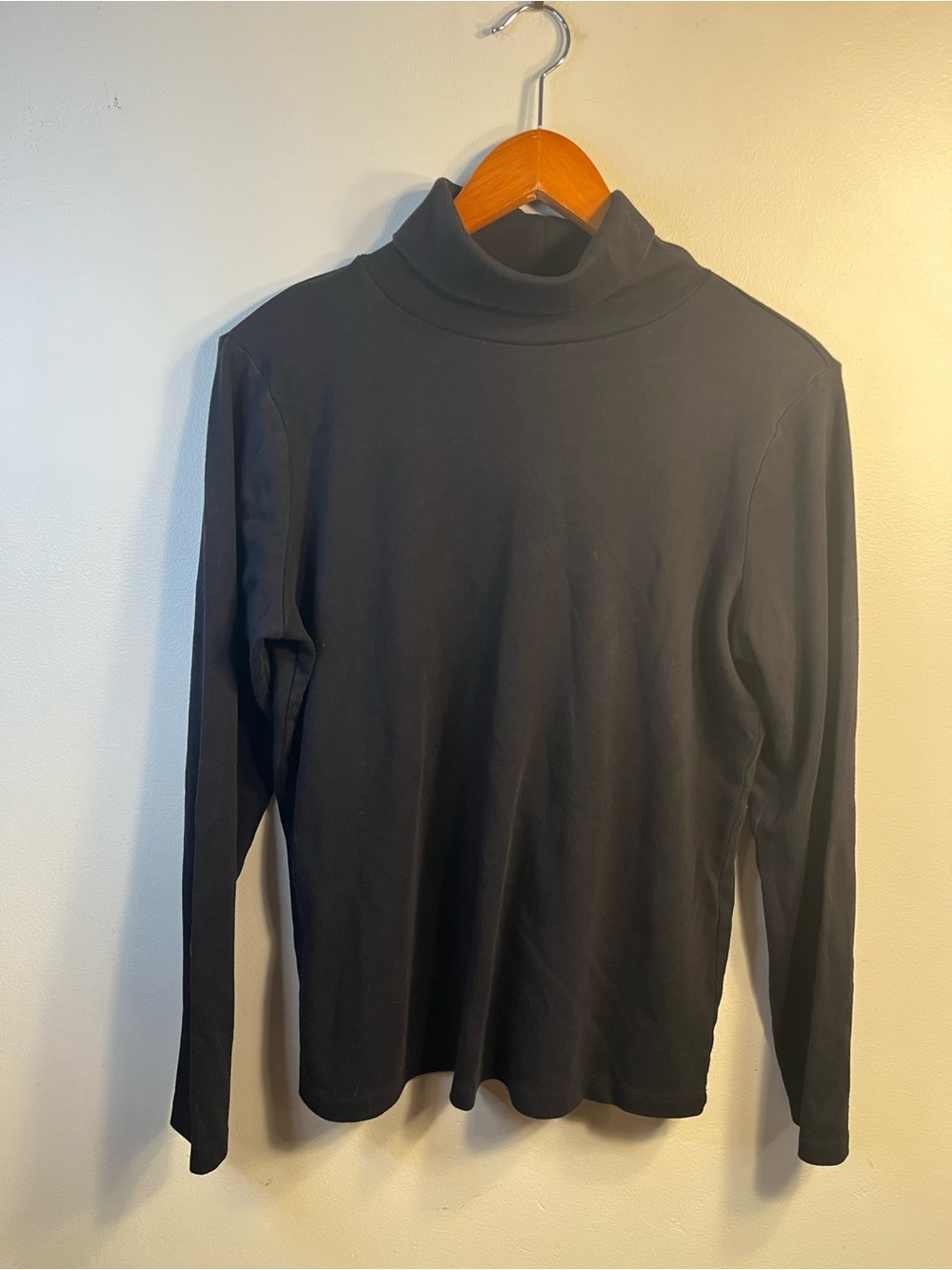 Black Turtleneck Long-Sleeve Top Large